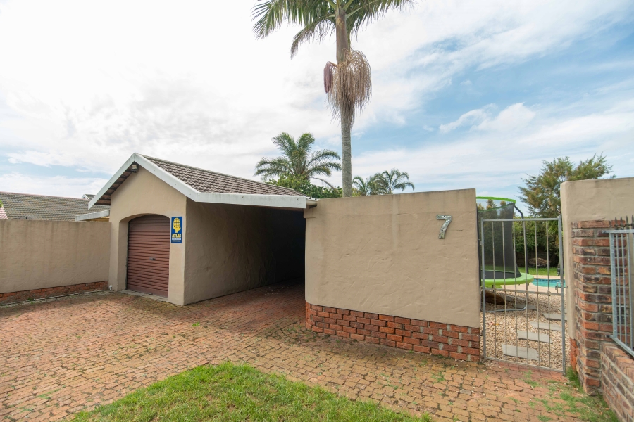 3 Bedroom Property for Sale in Sherwood Eastern Cape